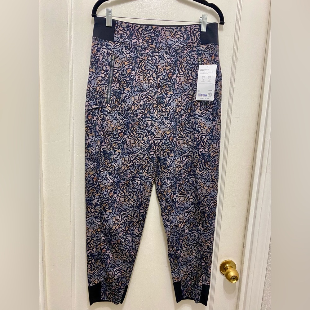 Athleta Trekkie North Jogger Size 8 Multi Color Print Pattern New With Tag